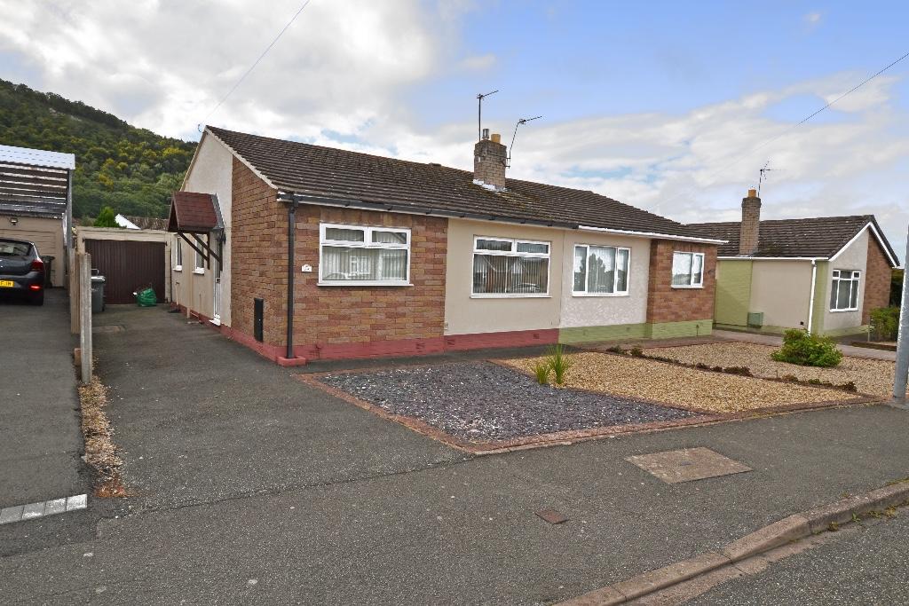 2 bedroom semidetached bungalow for sale in Lon Ffawydd, Abergele