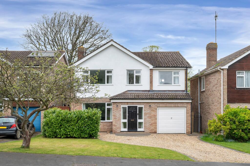 6 bedroom detached house for sale in Saxon Road, Barnack, Stamford, PE9