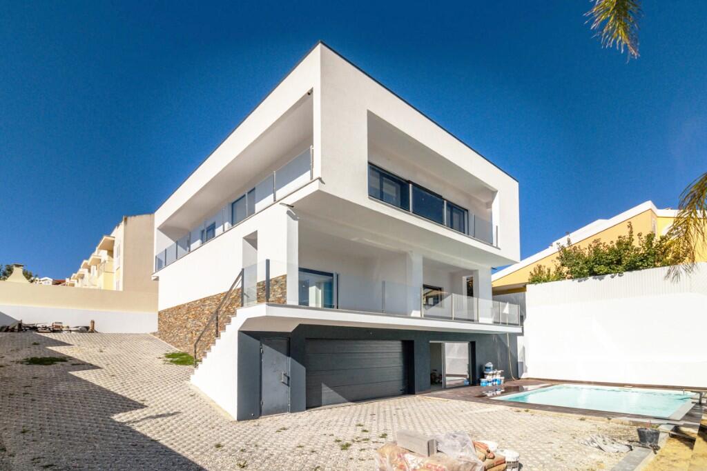 Main image of property: Almada, Alentejo