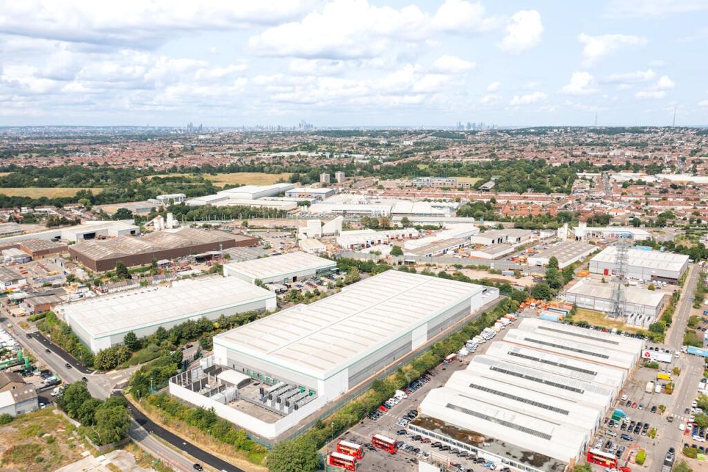 Additional property image - Endeavour Way, Croydon, London, CR0 4TR