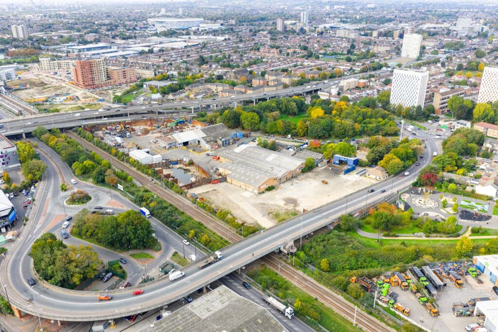 Main image of property: Open Storage, Kenninghall Road, Edmonton, N18 2PD