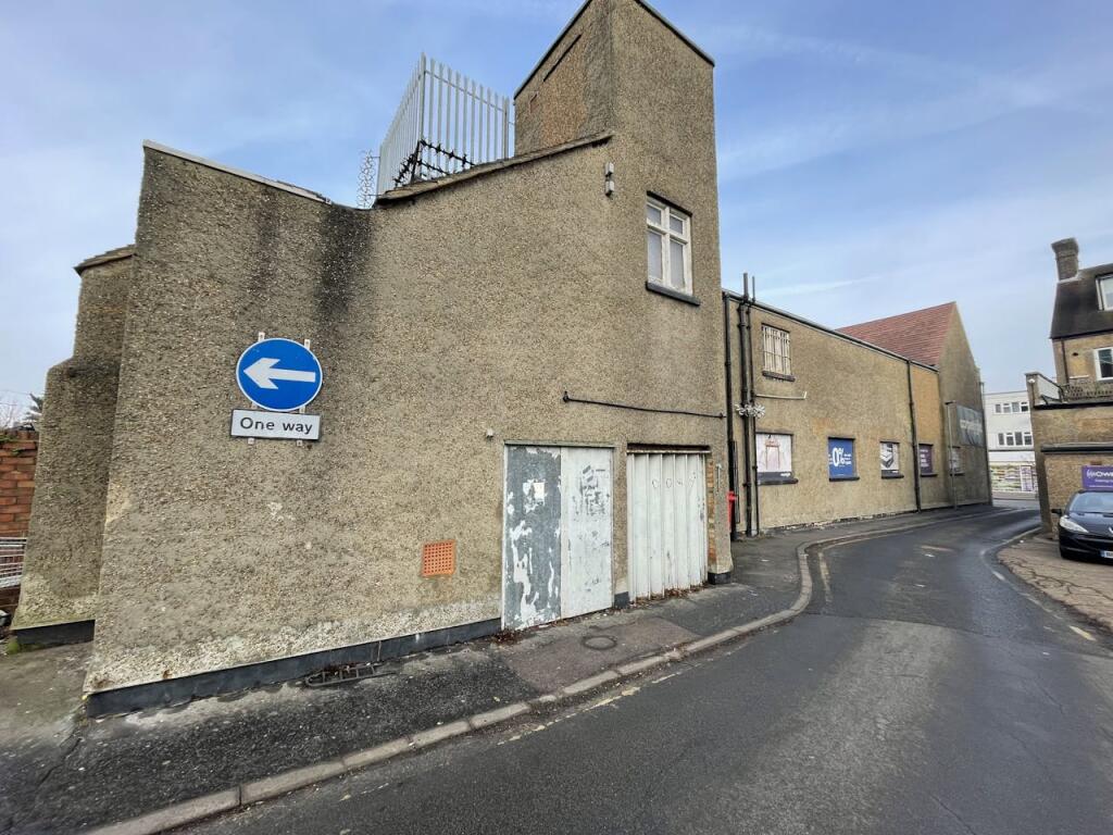 Additional property image - 87 High Street West Wickham, Bromley, BR4 0LS