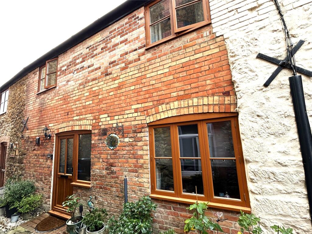 Main image of property: Ditton Street, Ilminster, Somerset, TA19