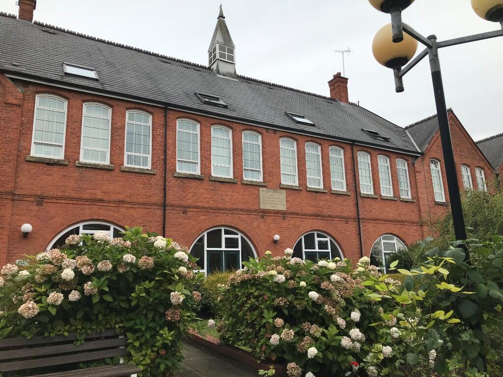 Main image of property: For people aged 55 and over: Broad Street, M24