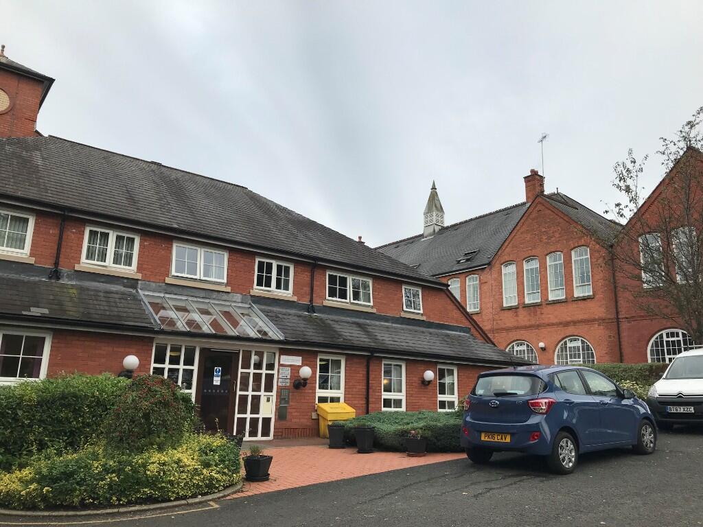 Main image of property: For people aged 55 and over: Broad Street, M24