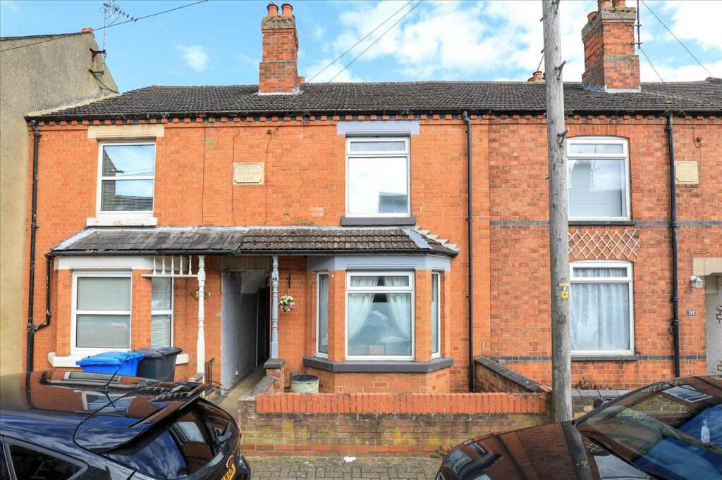 4 bedroom terraced house for sale in Alexandra Street, Burton Latimer, NN15