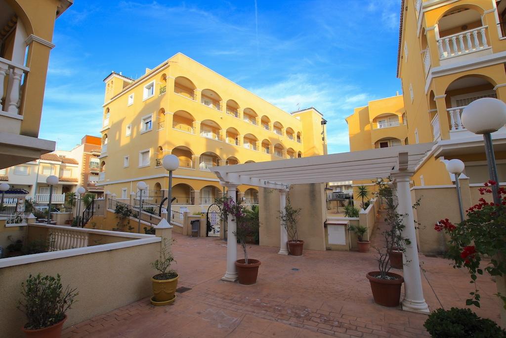 2 bedroom apartment for sale in Algorfa, Alicante, Valencia, Spain