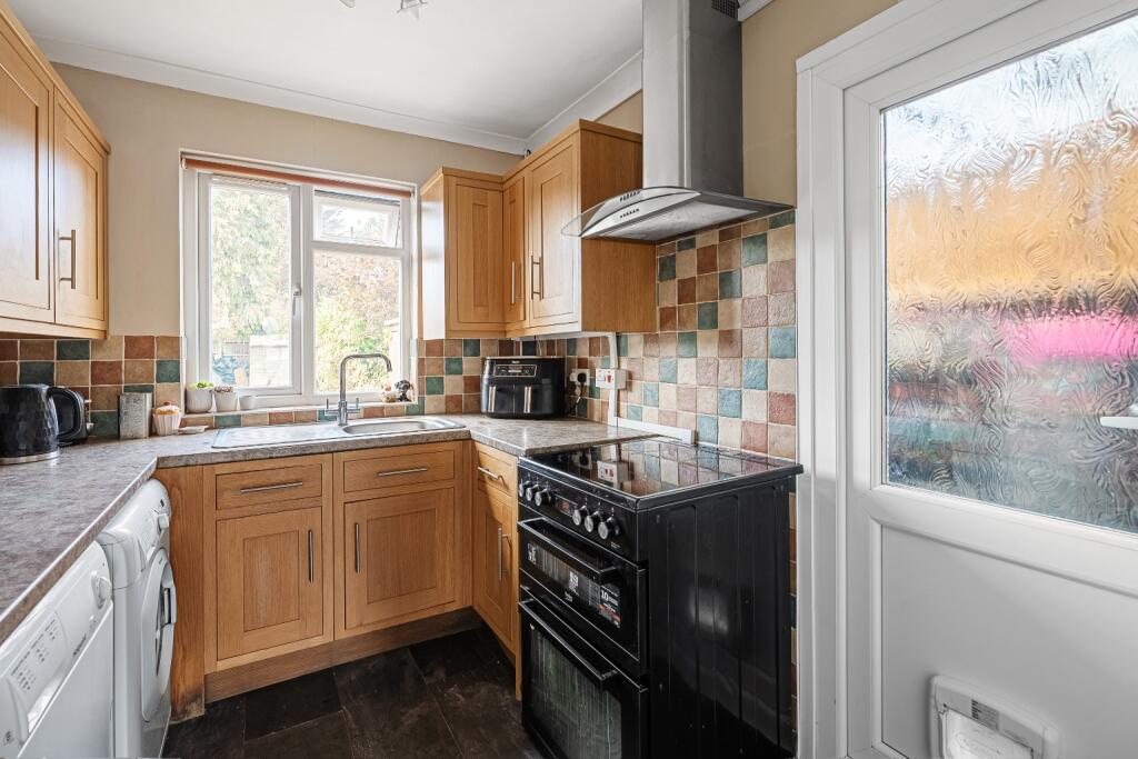Additional property image - Luddesdon Road, Erith/Bexleyheath Border, DA8