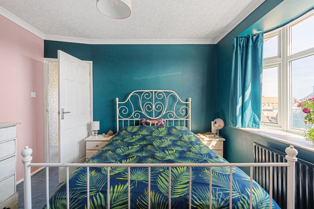 Additional property image - Luddesdon Road, Erith/Bexleyheath Border, DA8