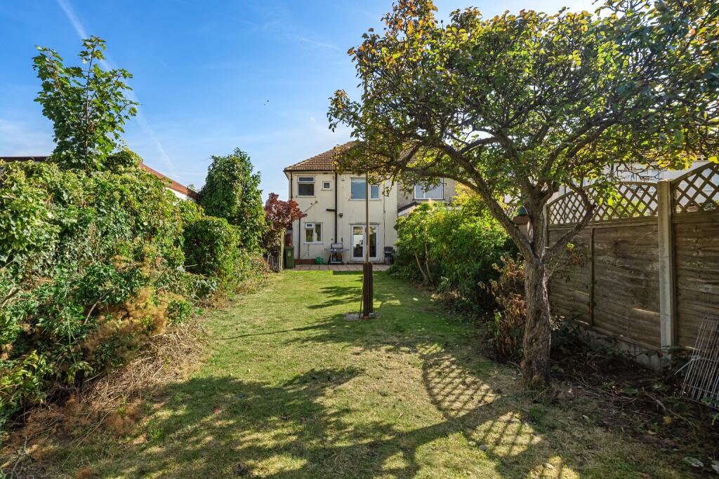 Additional property image - Luddesdon Road, Erith/Bexleyheath Border, DA8