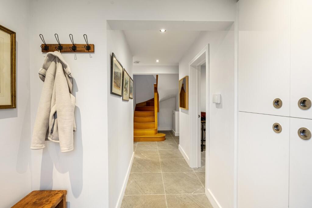 Additional property image - Lower Road, Hextable, BR8 7PE