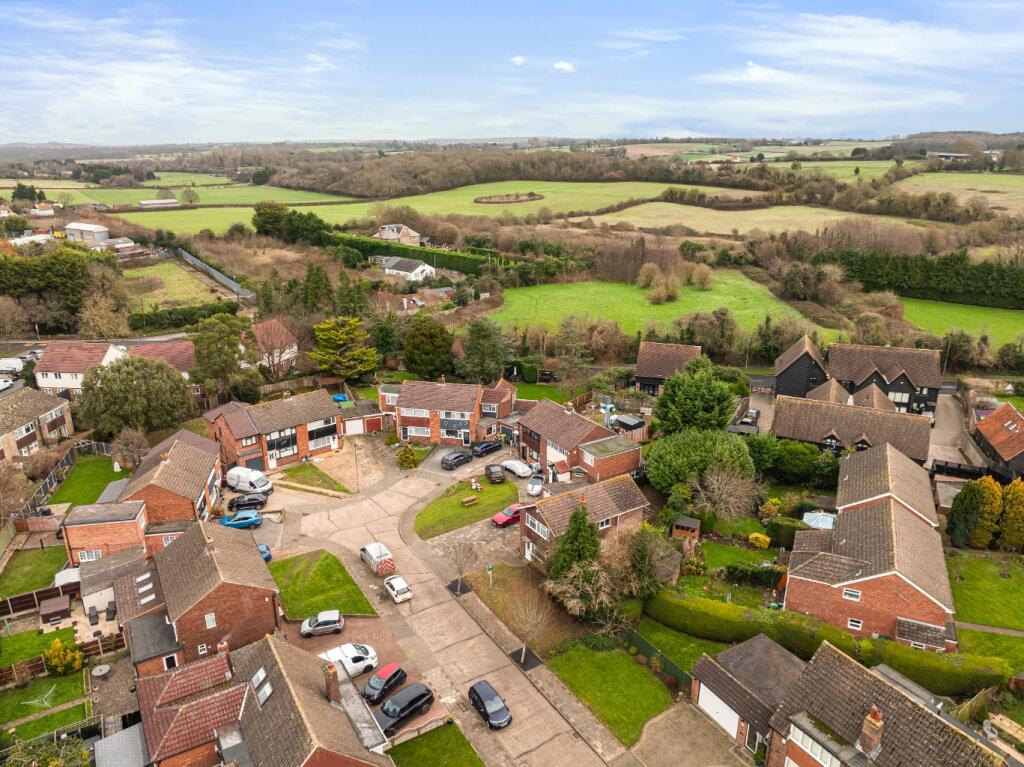 Additional property image - Paddocks Close, Orpington, BR5 4PP