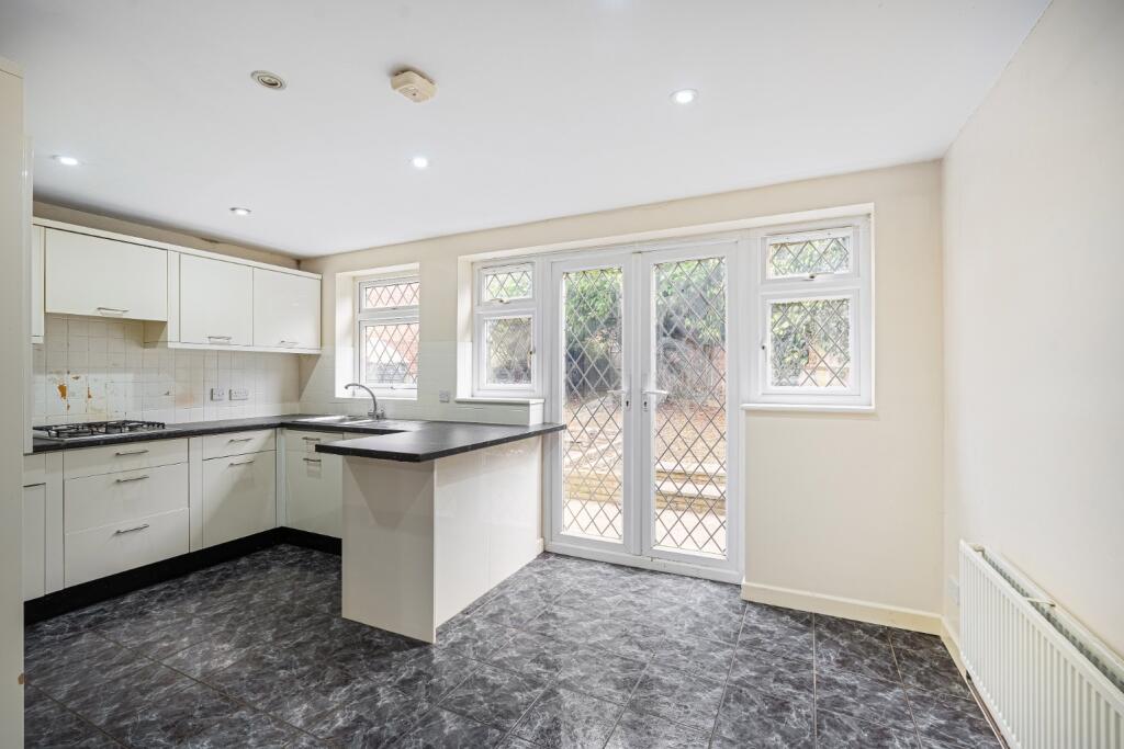 Additional property image - Paddocks Close, Orpington, BR5 4PP