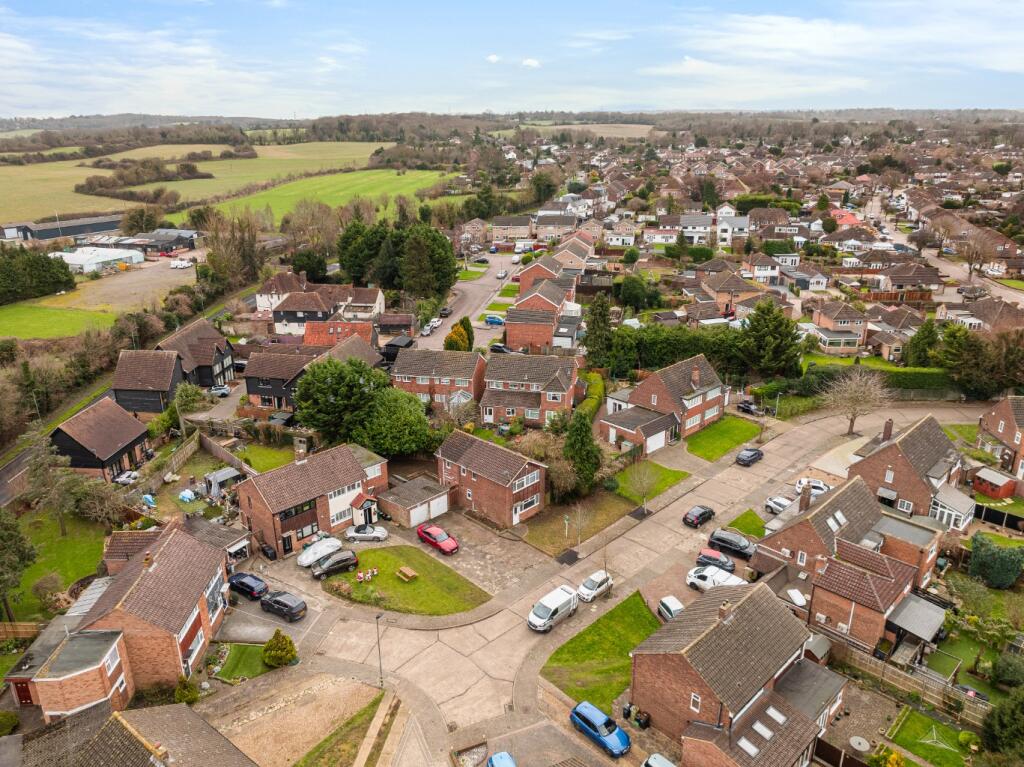 Additional property image - Paddocks Close, Orpington, BR5 4PP