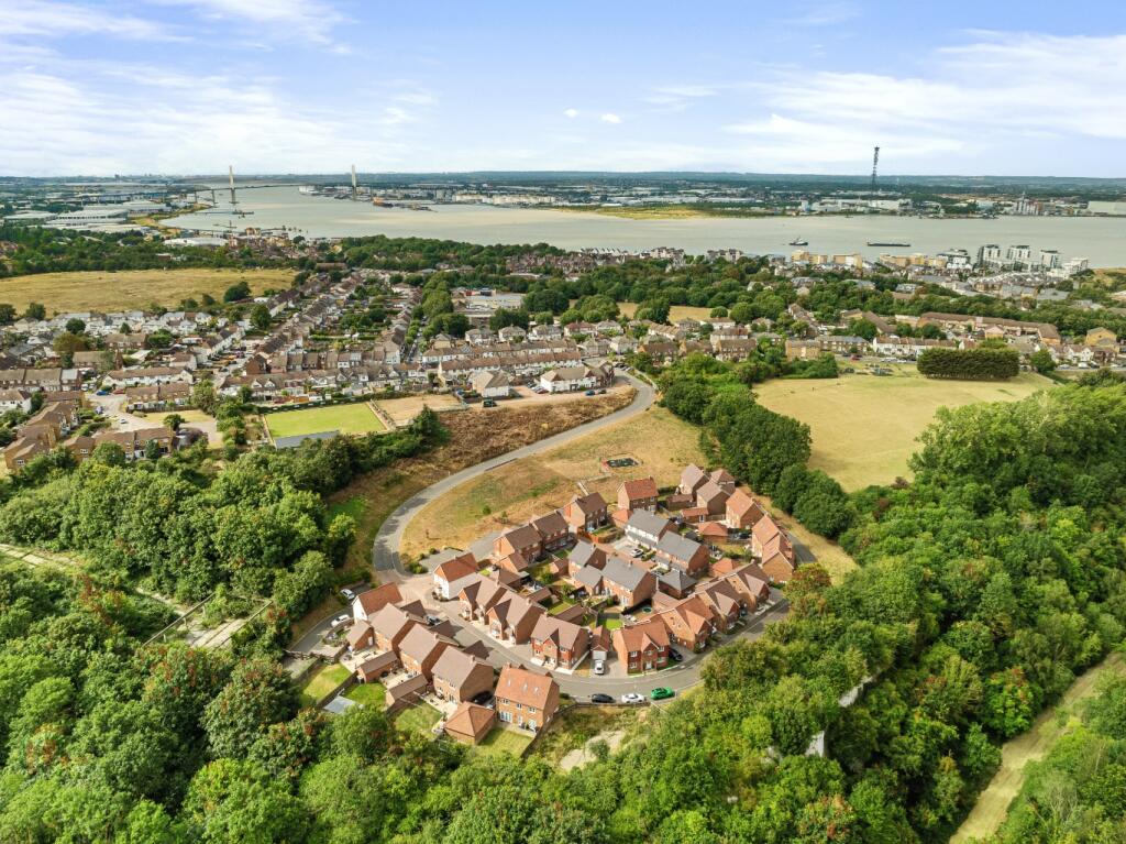 Additional property image - Parkwood Hill, Greenhithe, Kent, DA9