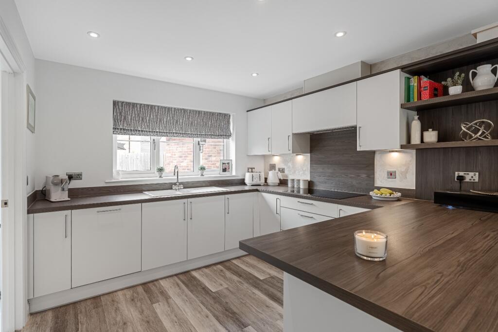 Additional property image - Parkwood Hill, Greenhithe, Kent, DA9
