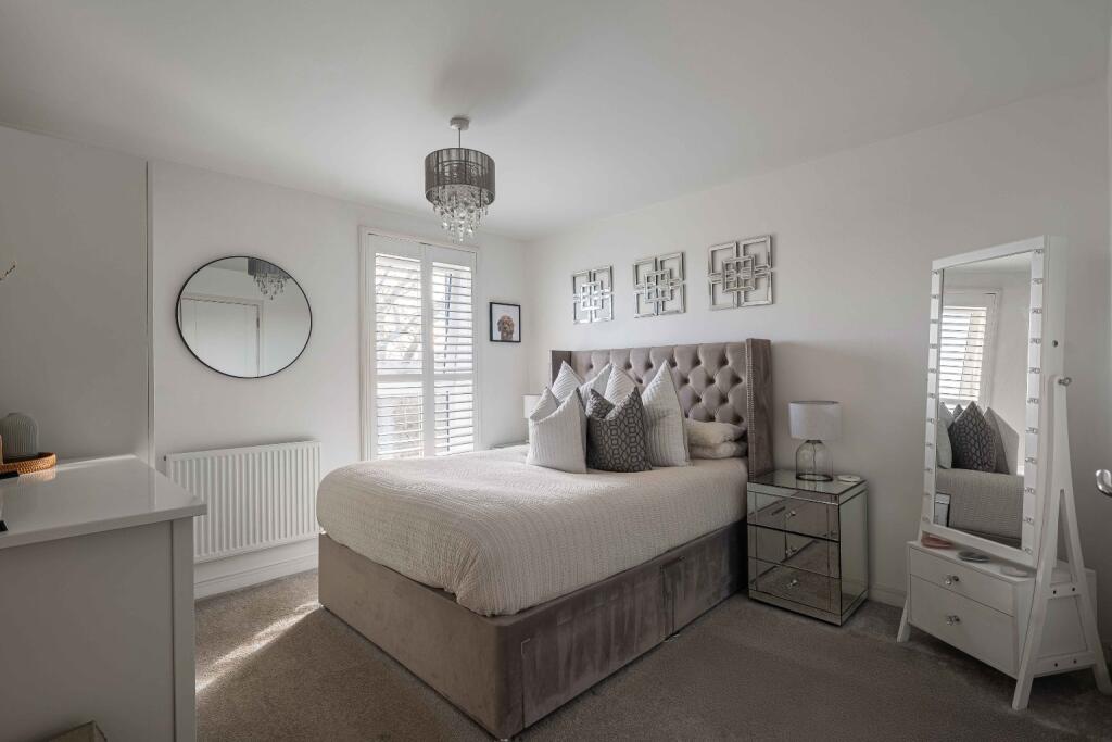 Additional property image - Alcock Crescent, Crayford, Dartford, Kent, DA1