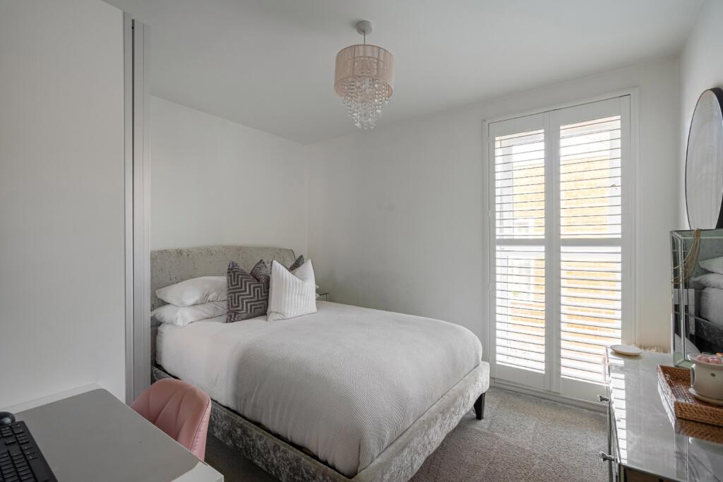 Additional property image - Alcock Crescent, Crayford, Dartford, Kent, DA1