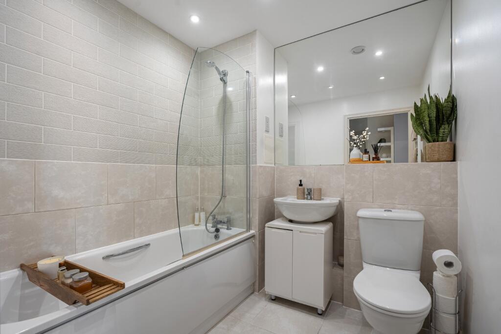Additional property image - Alcock Crescent, Crayford, Dartford, Kent, DA1