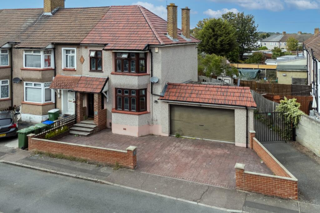 Main image of property: Hind Crescent, Northumberland Heath, Bexley, DA8