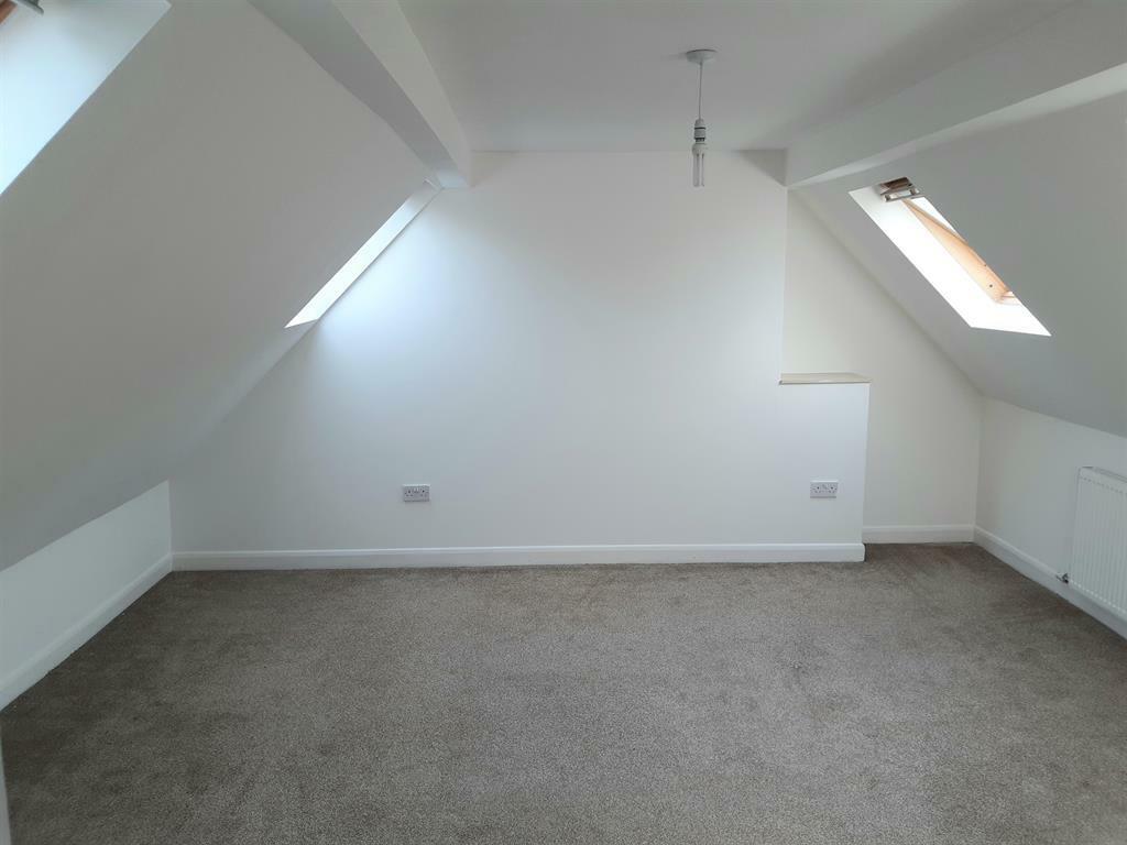 Additional property image - Dove House Lane, Solihull, B91 2EL