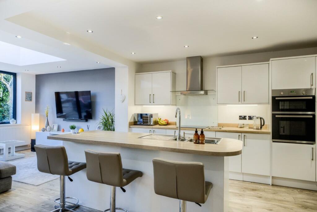 Additional property image - White House Way, Solihull B91 1SE