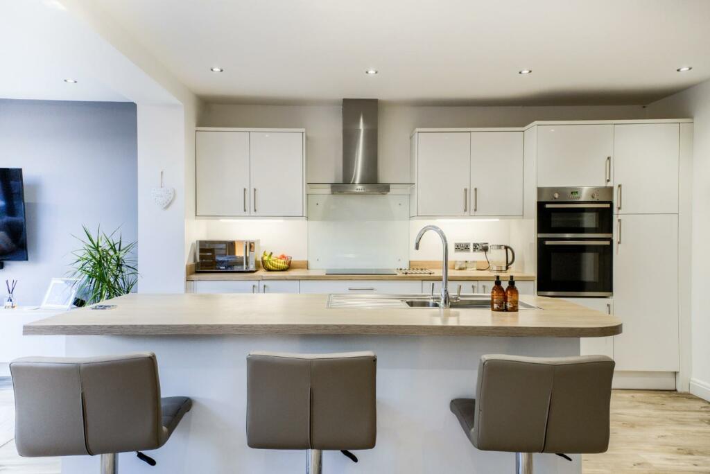 Additional property image - White House Way, Solihull B91 1SE