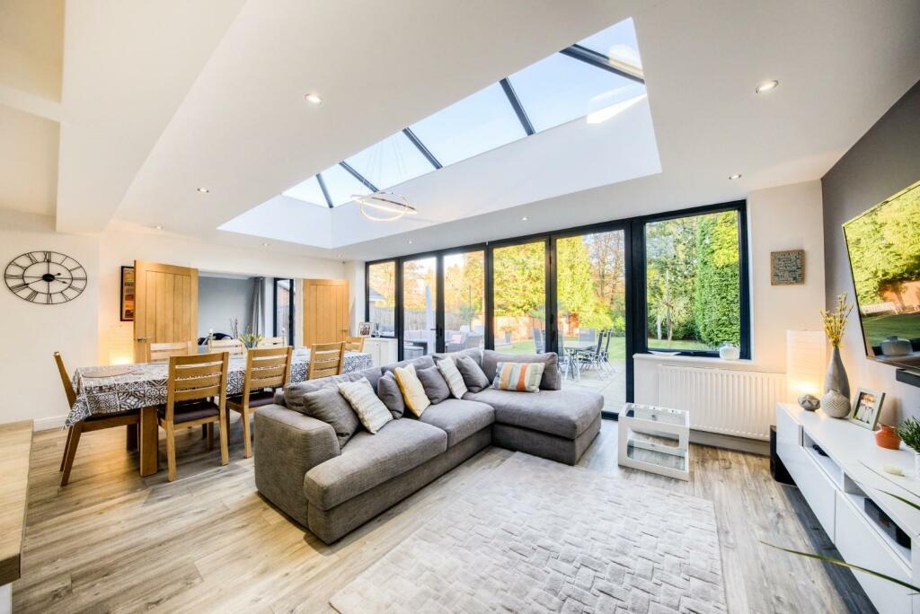 Additional property image - White House Way, Solihull B91 1SE