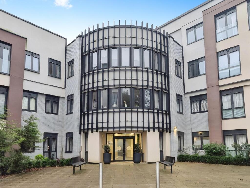 Main image of property: Broadoaks, Streetsbrook Road, Solihull B91 1QY