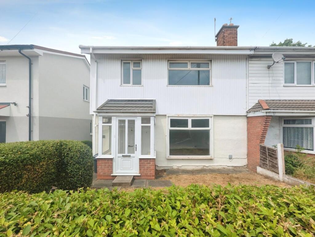 Main image of property: Brays Road, Birmingham B26 2RL