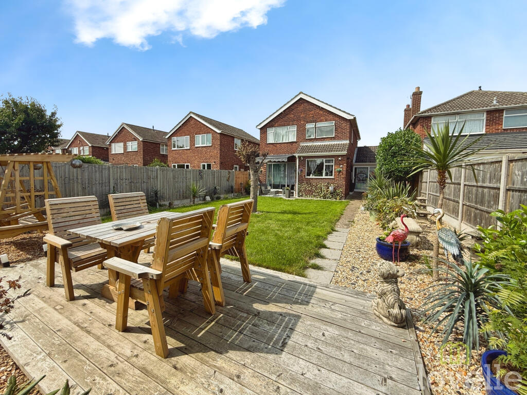 Main image of property: Ravendale Road, Gainsborough, DN21