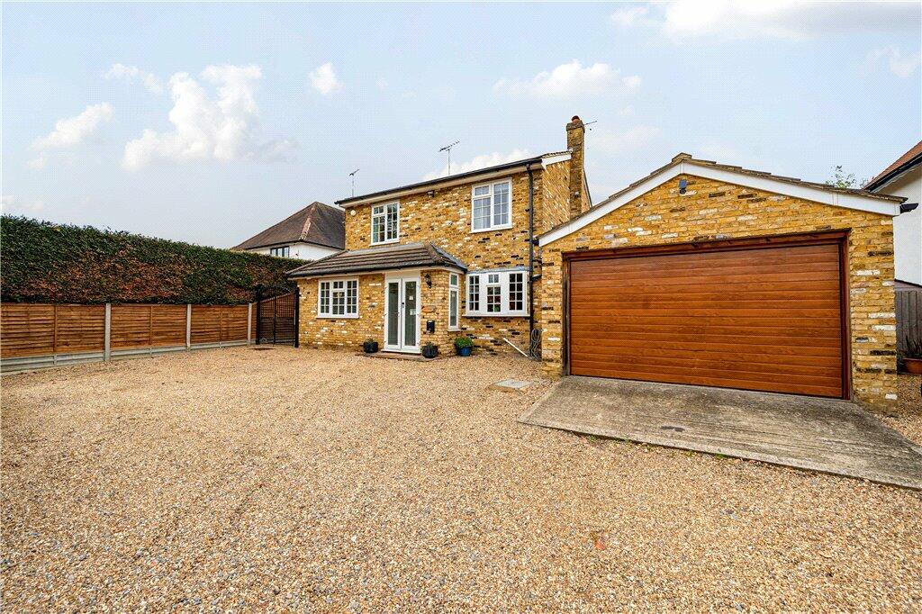 4 bedroom detached house for sale in Rogers Lane, Stoke Poges, Buckinghamshire, SL2
