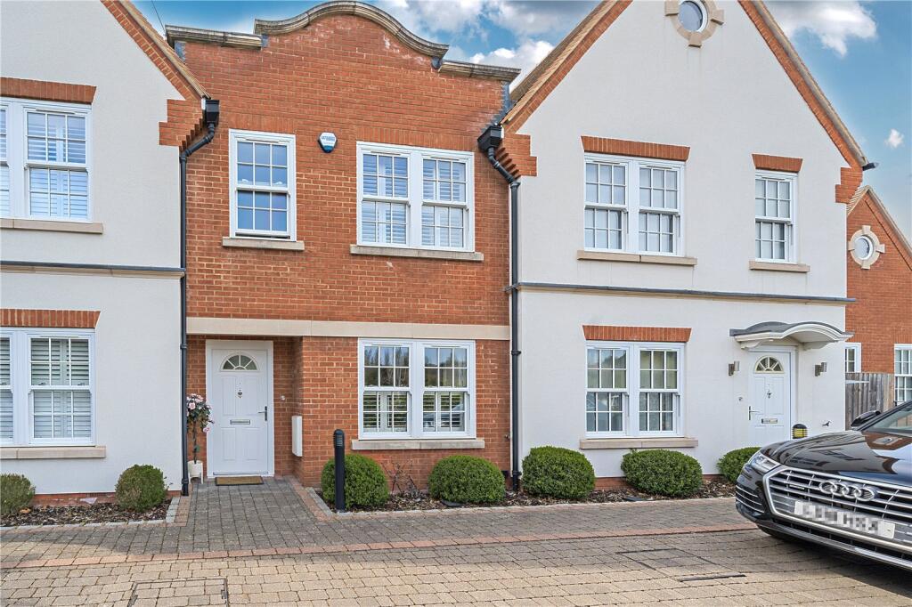 Main image of property: Kingsway, Chalfont St. Peter, Gerrards Cross