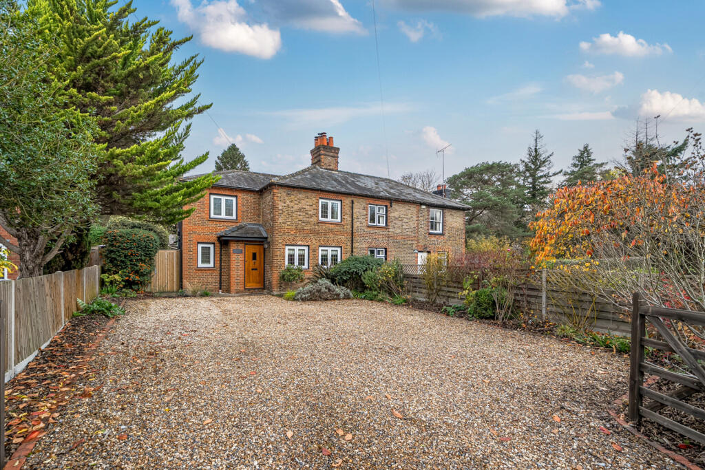 Main image of property: Gerrards Cross Road, Stoke Poges