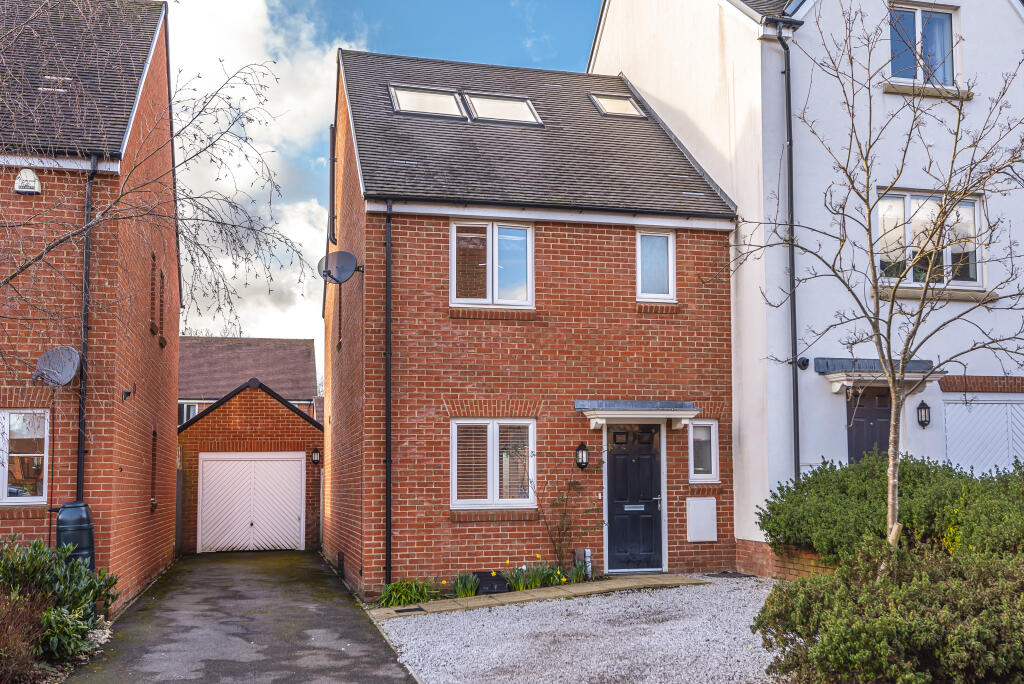 Main image of property: The Bramblings, Amersham, HP6