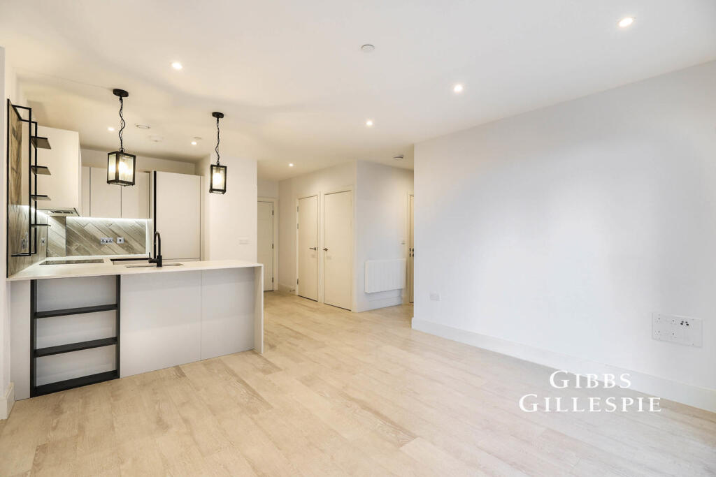 Main image of property: Memorial Avenue, Slough, Berkshire, SL1