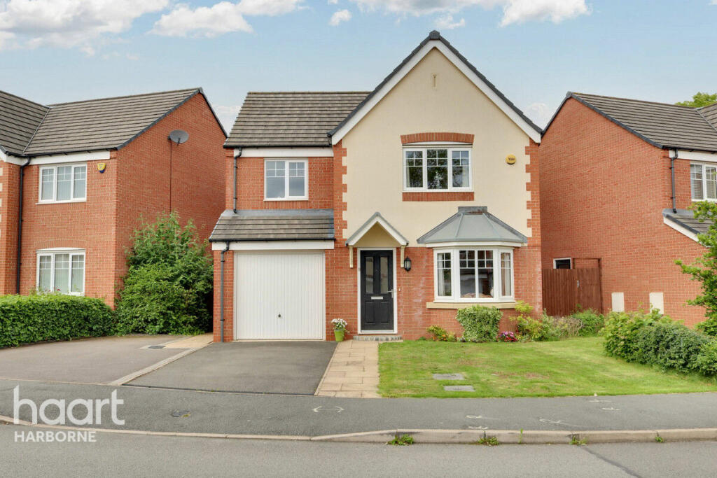 4 bedroom detached house for sale in Martineau Drive, Harborne, B32