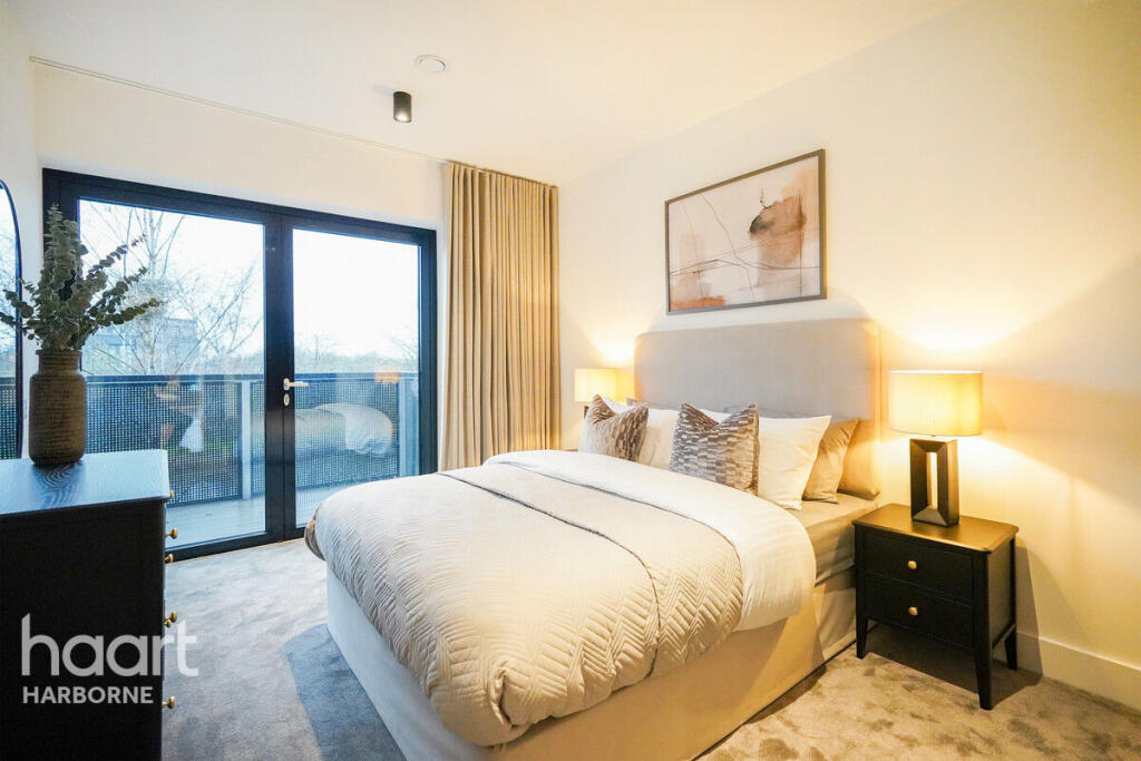 Main image of property: South Loop Green, Birmingham