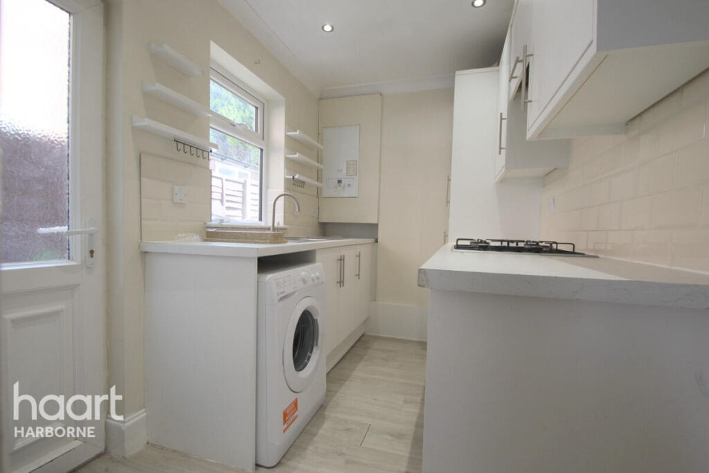 Main image of property: RUTLAND RD, SMETHWICK, BEARWOOD