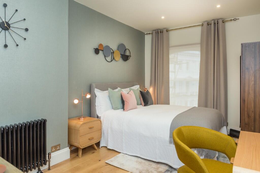 Main image of property: Kensington Park Road, London W11