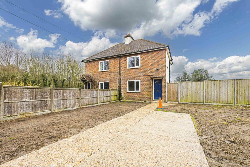 Main image of property: Fields End Farm, Pouchen End Lane