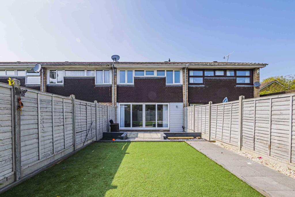 Main image of property: Haddon Close, Hemel Hempstead, Hertfordshire, HP3