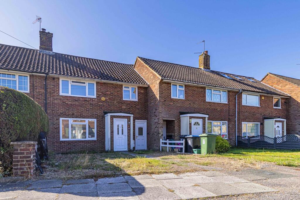 Main image of property: Hawthorn Lane, Hemel Hempstead, Hertfordshire, HP1