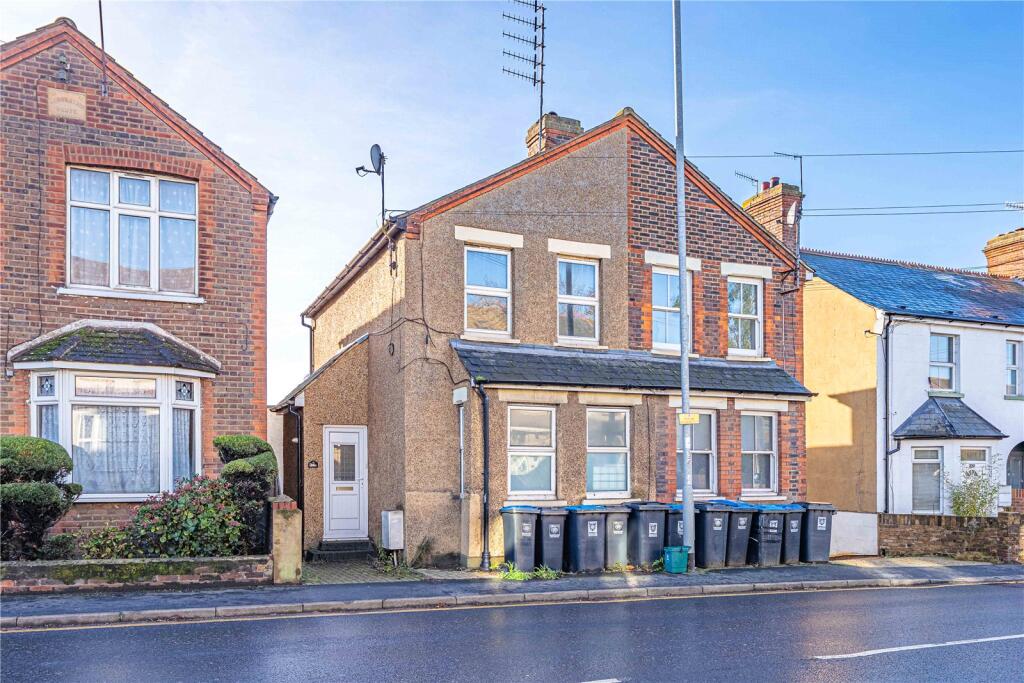 Main image of property: Lawn Lane, Hemel Hempstead, Hertfordshire, HP3