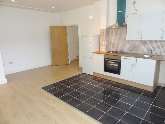Main image of property: High Road, Ilford, Essex, IG1