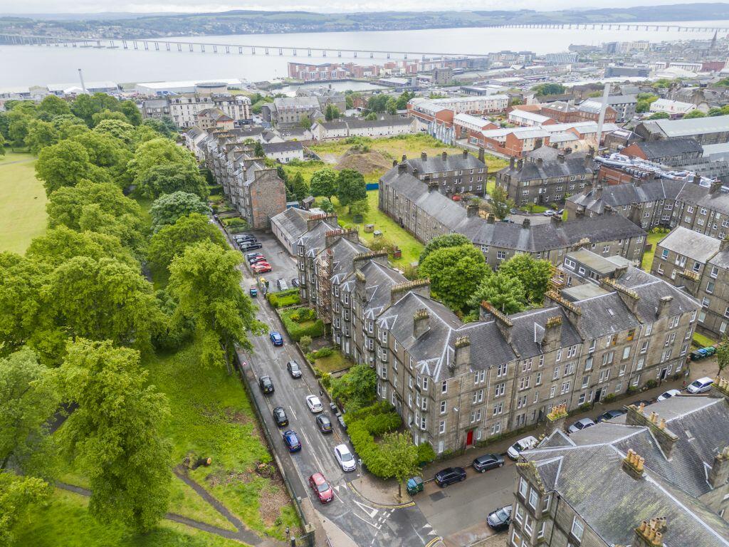 Additional property image - 3/L, 18, Baxter Park Terrace, Dundee, DD4 6NP