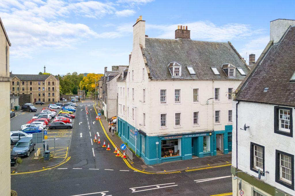 Main image of property: Flat 8/10, South Street, Perth, PH28PG
