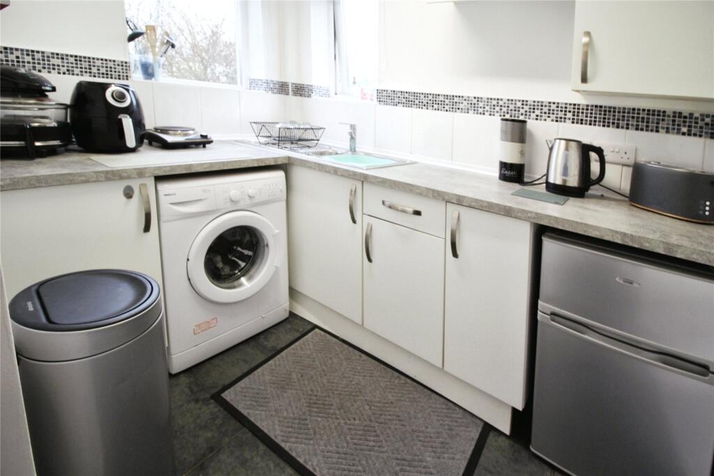 Additional property image - Connaught Road, Seaford, East Sussex, BN25