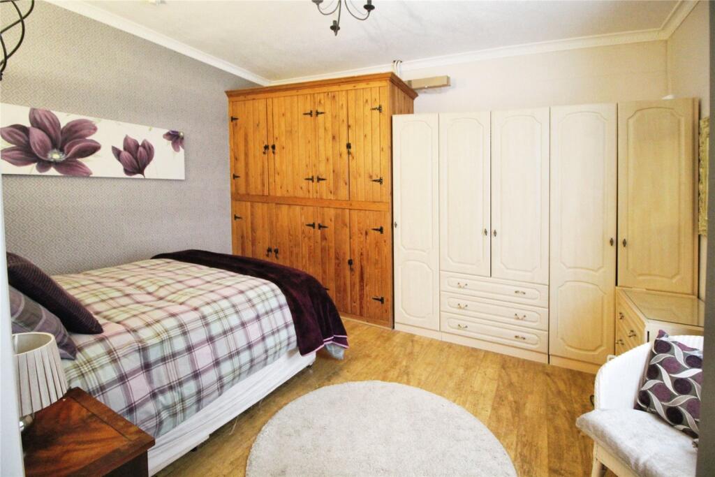 Additional property image - Connaught Road, Seaford, East Sussex, BN25