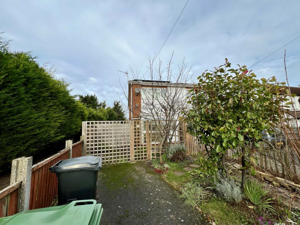 Main image of property: Tunnel Hill, Worcester